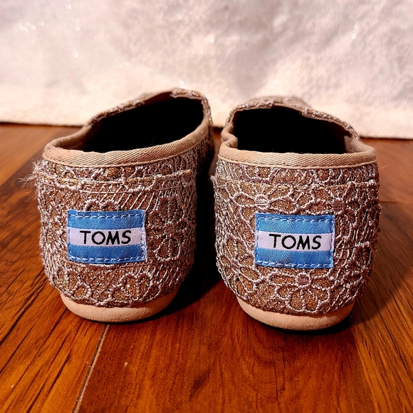 Toms size 7 Youth/Kids - Picture 3 of 7